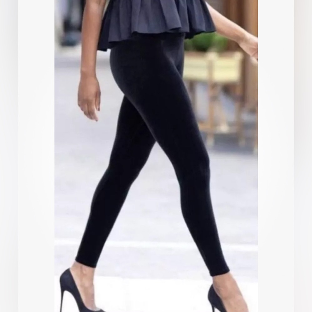 Spanx Pants Women’s Black Velvet Leggings Stretch Comfort Shaping 2070P Size 1X